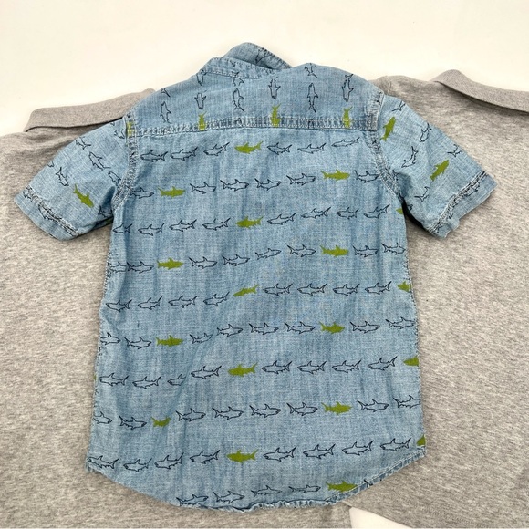 Boy's Bundle 2 Gray Long Sleeve Tops & 1 Short Sleeve Shark Button Down Size 5-6 - Picture 8 of 12